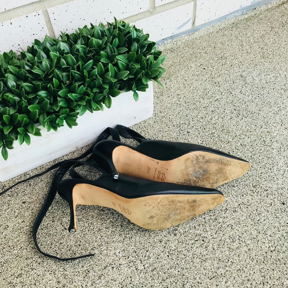 Manolo Blahnik Black ankle Strap shoes size 39.5 - Picture 6 of 8